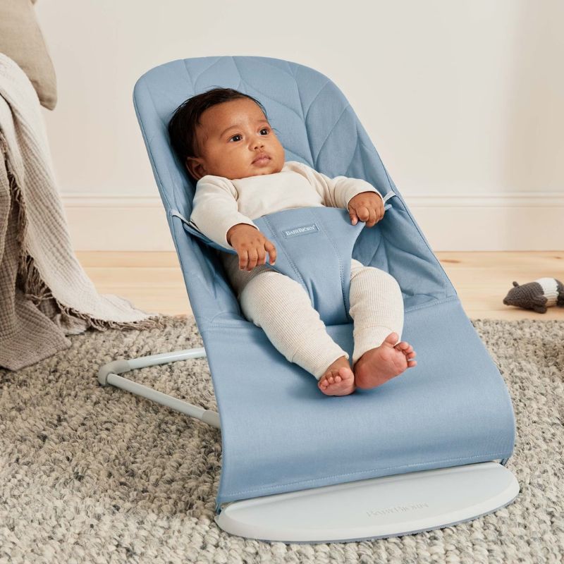BabyBjorn Espreguiçadeira Bliss Woven Pétala - Azul