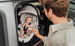 Trio Rio Carrinho de Bebé + Ovinho Baby-Safe Pro + Base Isofix Vario 5Z da Britax Römer - Style Teak