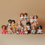 Boneca Asiática 38 cm My Friends & Me da Miniland - A partir dos 10 meses