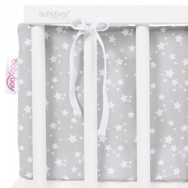Babybay Protetor de Grades Piqué para Maxi, Boxspring, Comfort e Comfort Plus - cinza c/ estrelas brancas